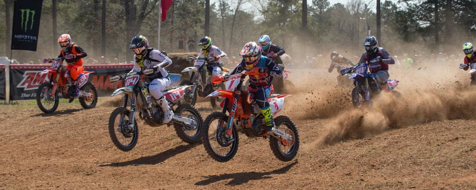 Kailub Russell and Thad Duvall Battle at The Maxxis General GNCC