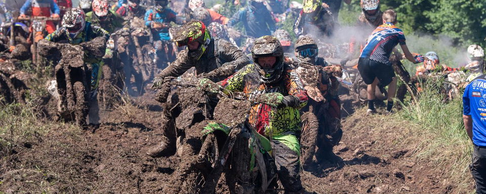 Photo Gallery: Snowshoe Morning Bikes