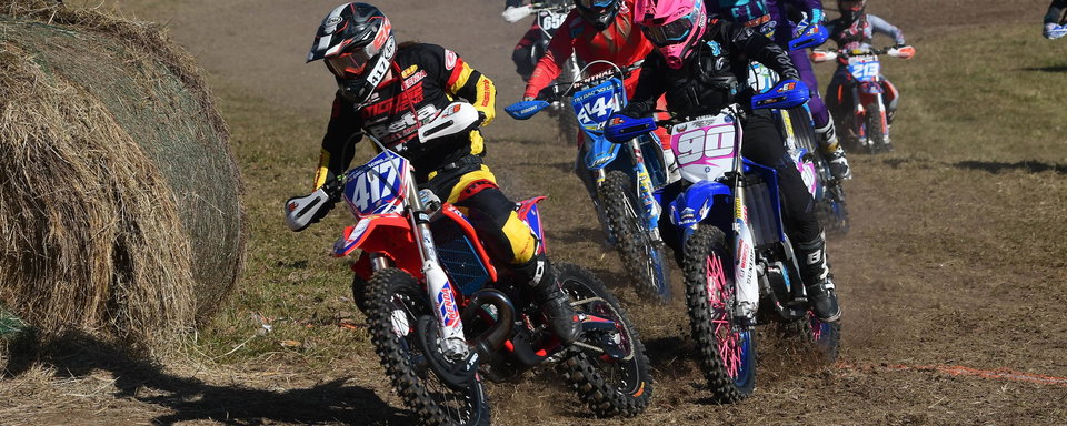 Photo Gallery: AMSOIL Buckwheat 100 Morning Bikes