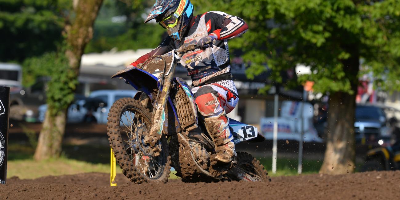 Junior 25+ - Moto 2