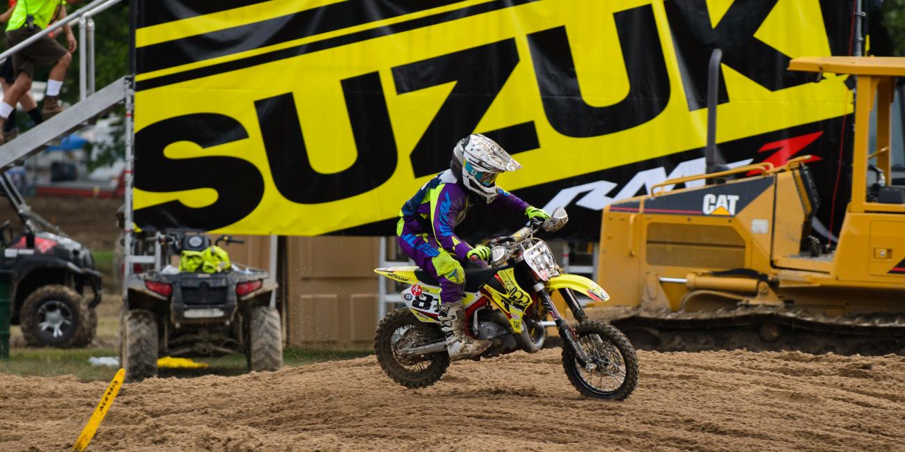 65 (7-9) Limited - Moto 1