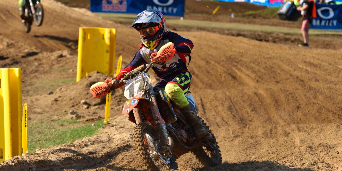 85 (9-12) - Moto 1